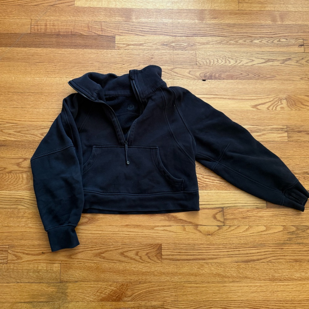Black Lululemon scuba quarter zip